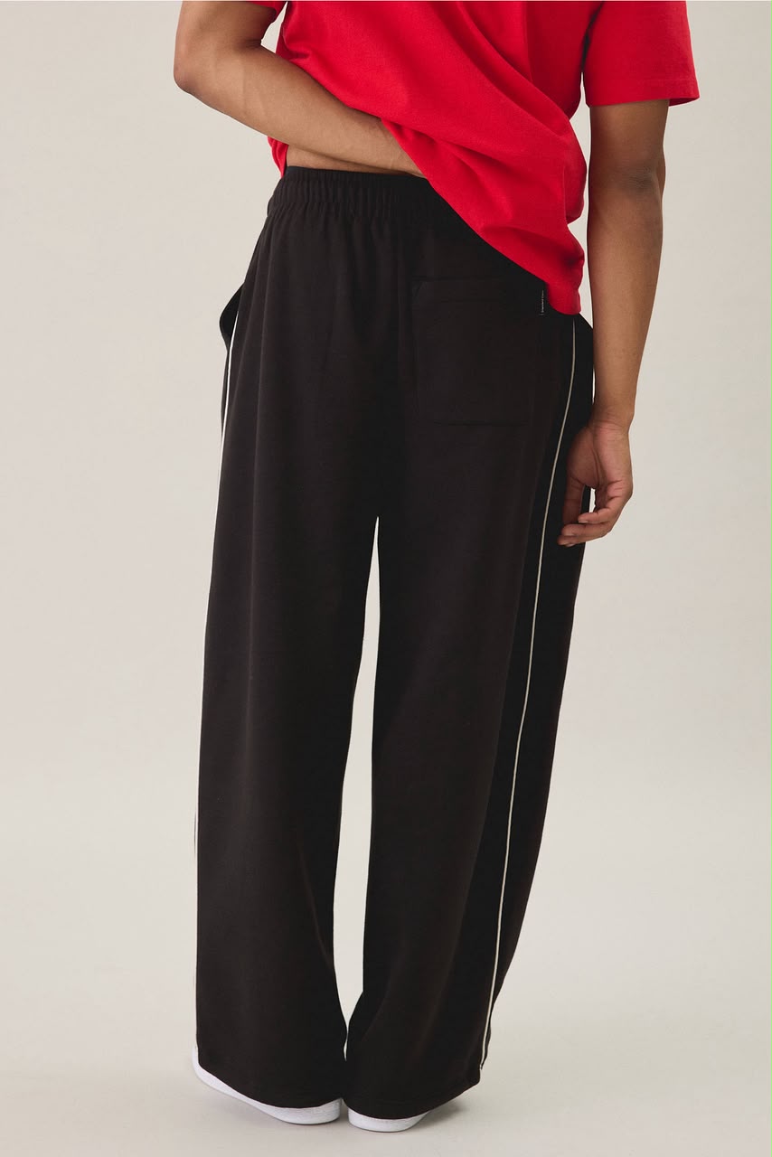 Standard Cloth Trouser - Black