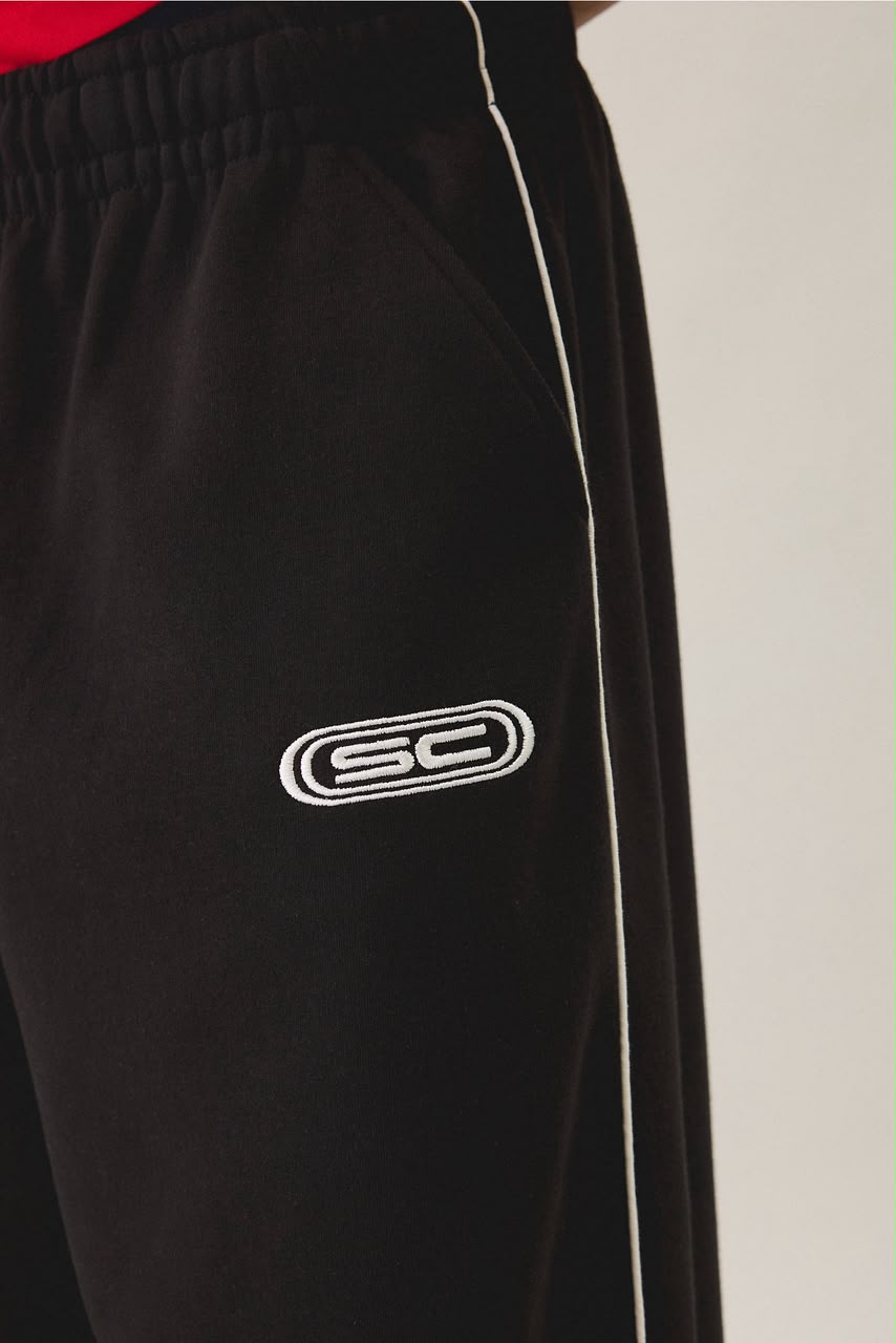 Standard Cloth Trouser - Black